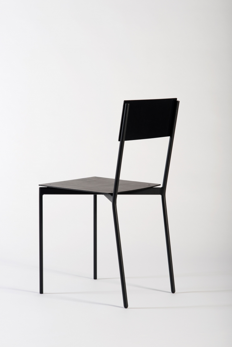 chair.01 